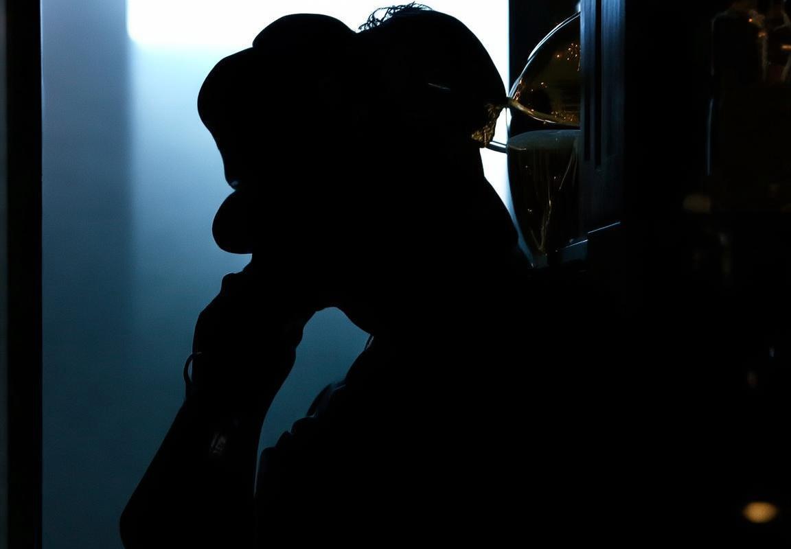 欧文回归难救主？篮网主帅肯尼·阿特金森，这位NBA最佳教练正面临严峻考验